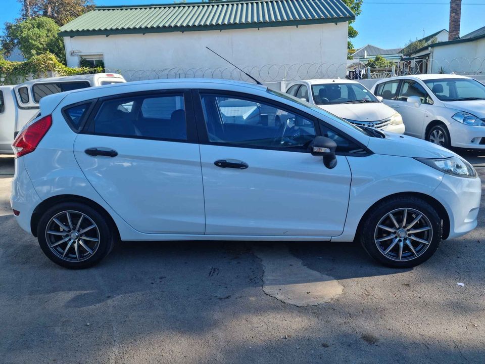 Ford Fiesta 1.4i 2011 Car | Used Cars | Bredasdorp Auto Dealers ...